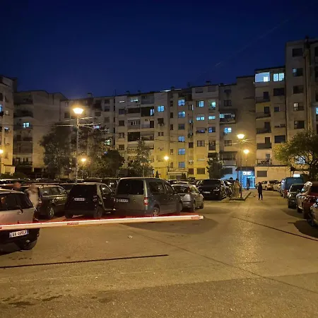 E&b Cosy تيرانا